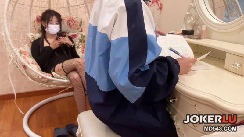  姐姐和弟弟性爱乱伦授业 优米